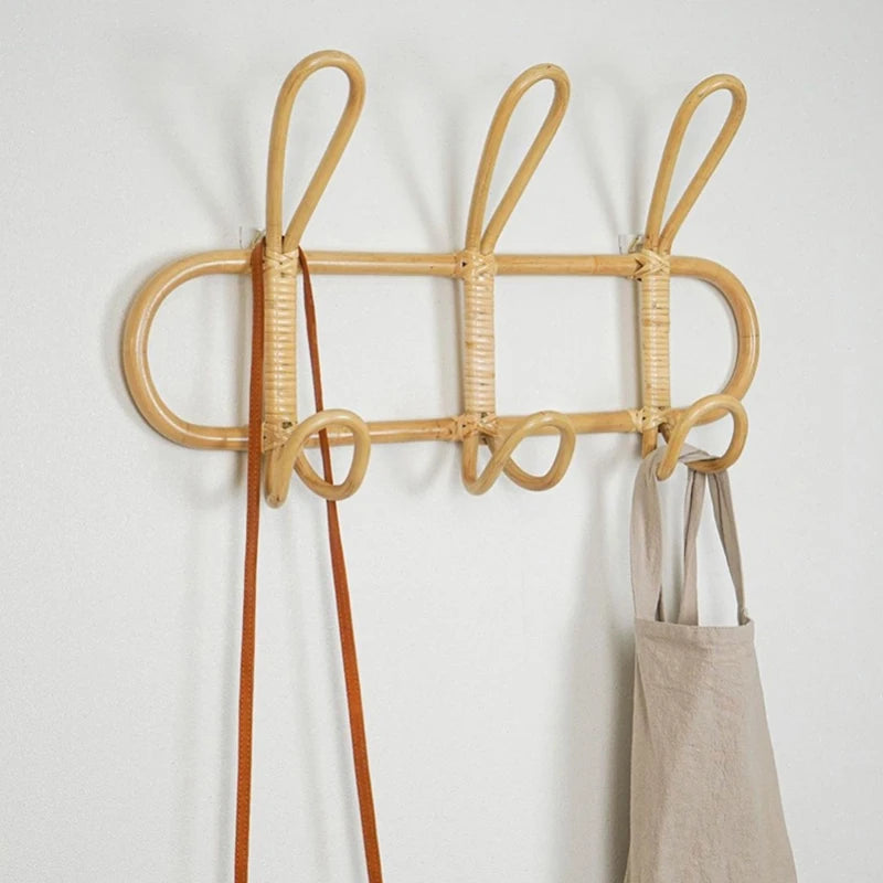 Petit Porte manteau mural rotin