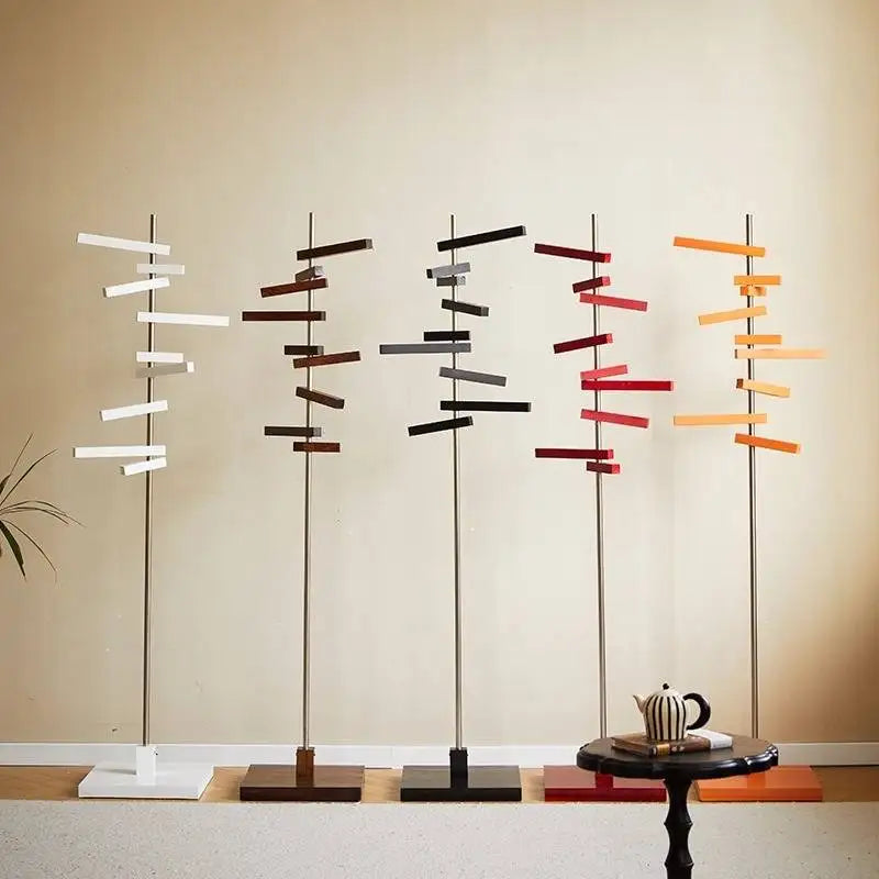 Porte-manteau sur pied moderne tendance