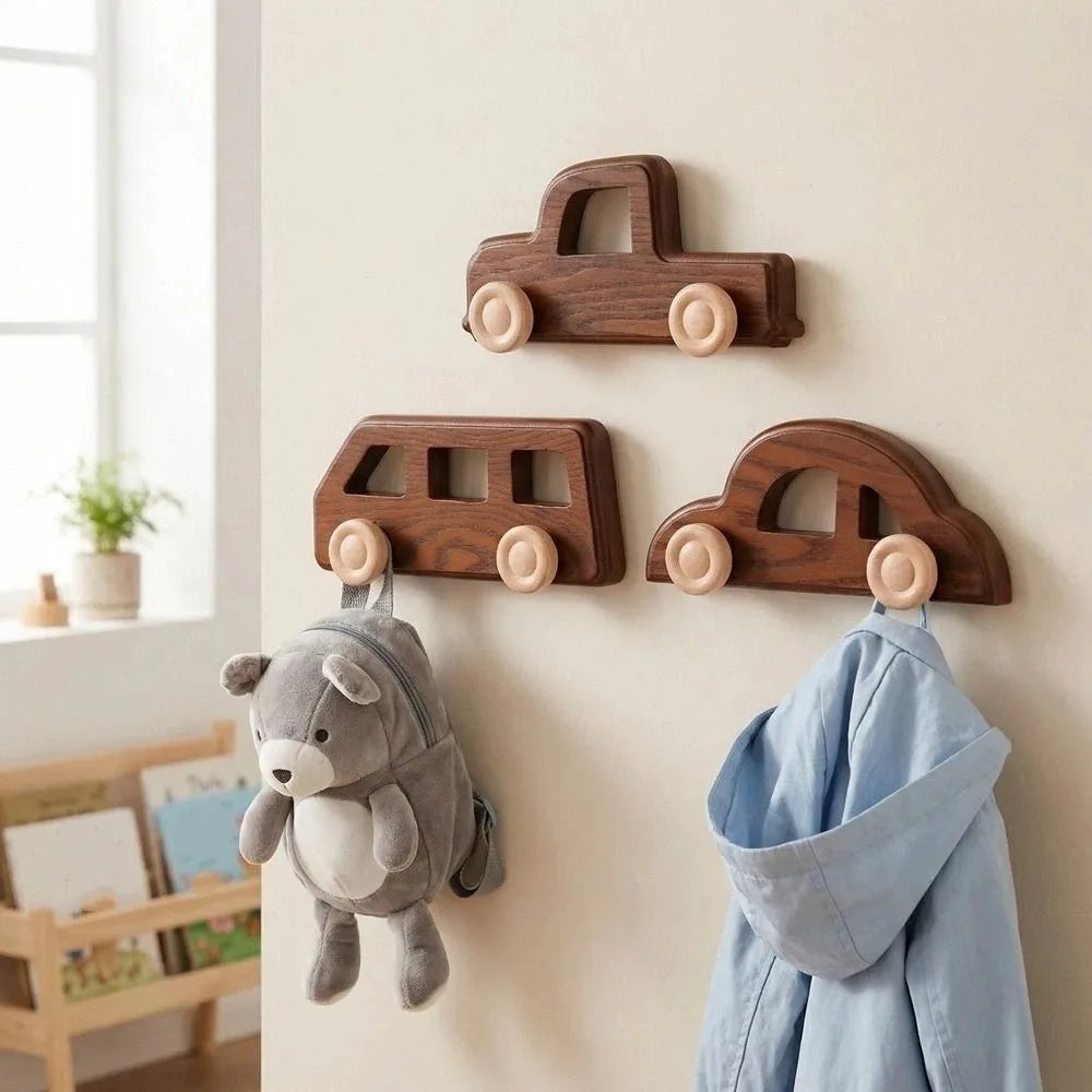 Porte manteau voiture enfant en bois
