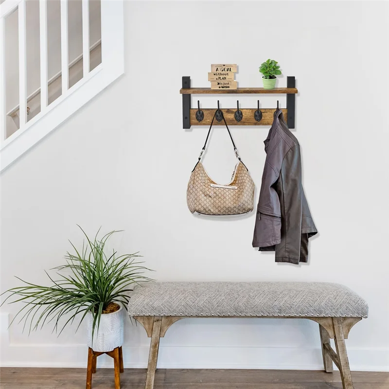 Porte manteau mural avec étagère